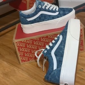 never worn platform denim vans